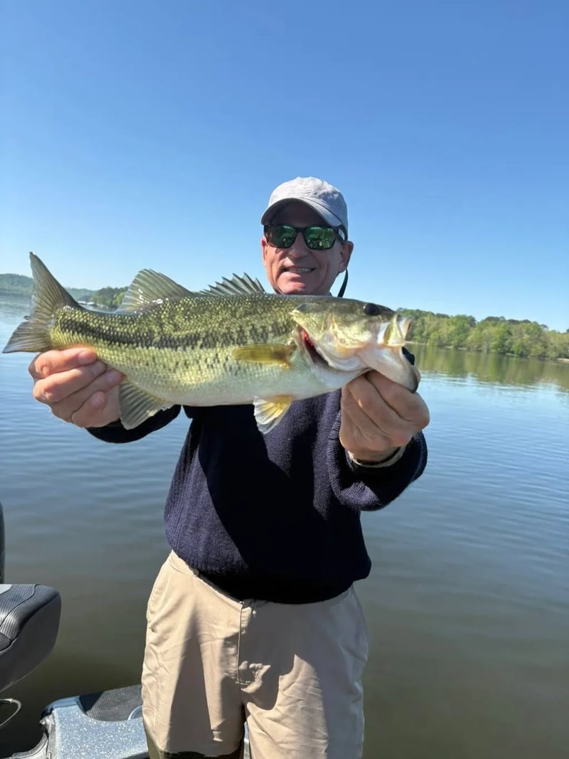 Morning Bass Fishing Charter on Lake Guntersville