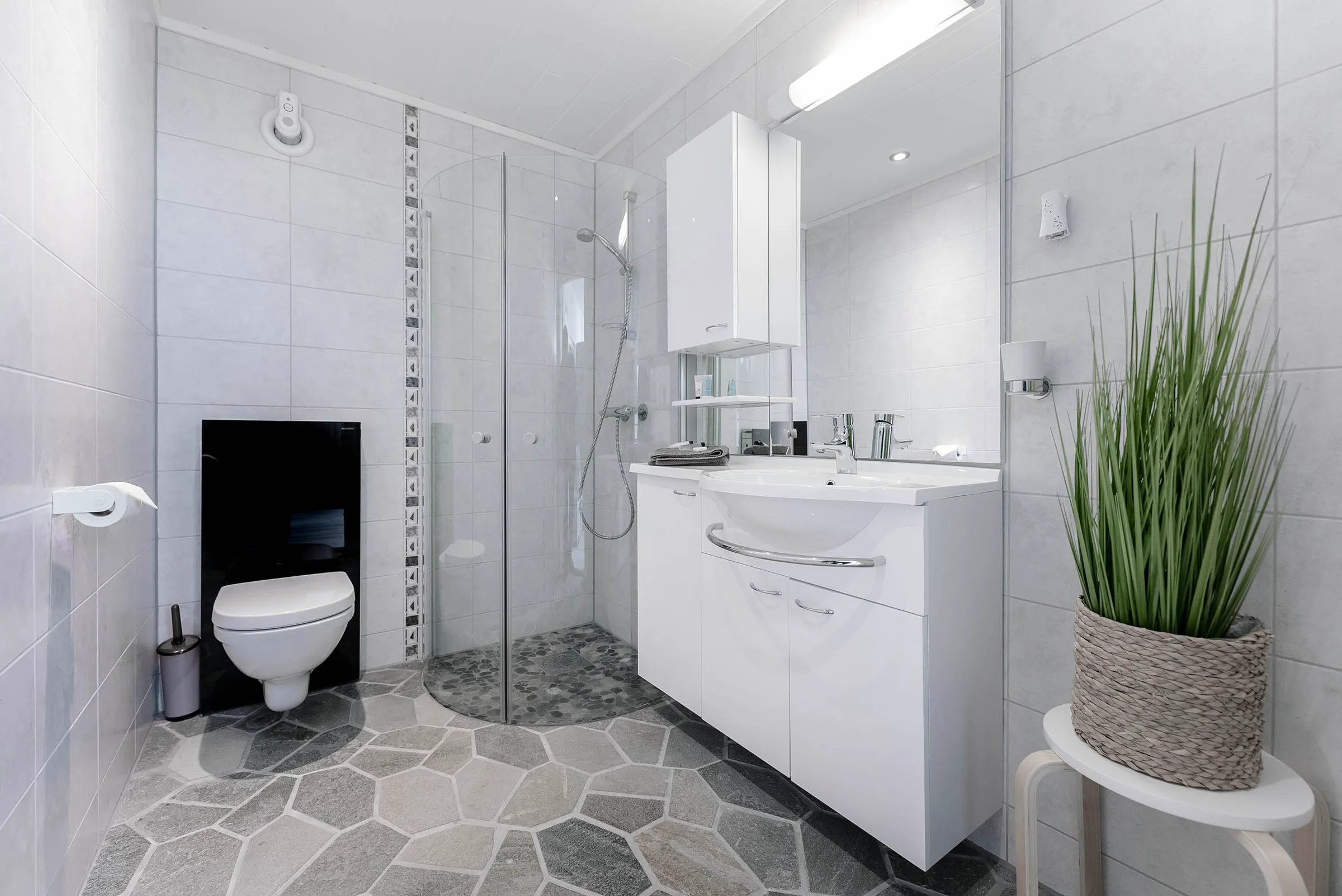 Nedrefoss bathroom 4