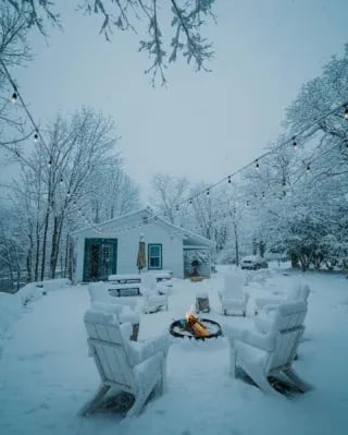 Winter ☃️ → Fall 🍁

One weekend left this February! 

Feb 27 - Mar 2 

Photos by @cfunk44