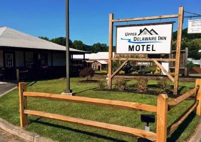 Entrance to the Upper Delaware Inn