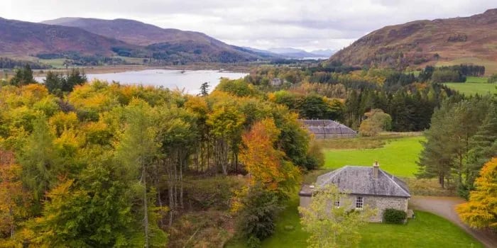 Old Laundry Cottage has a magnificent view