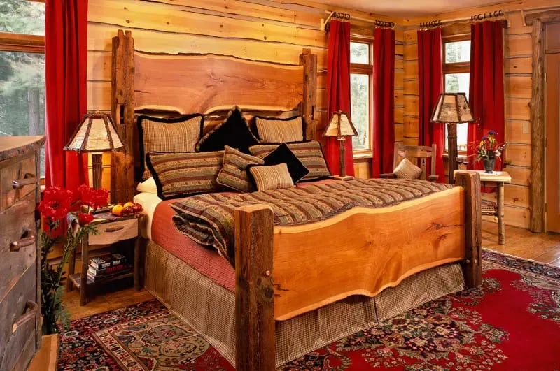 Pine Guest Room